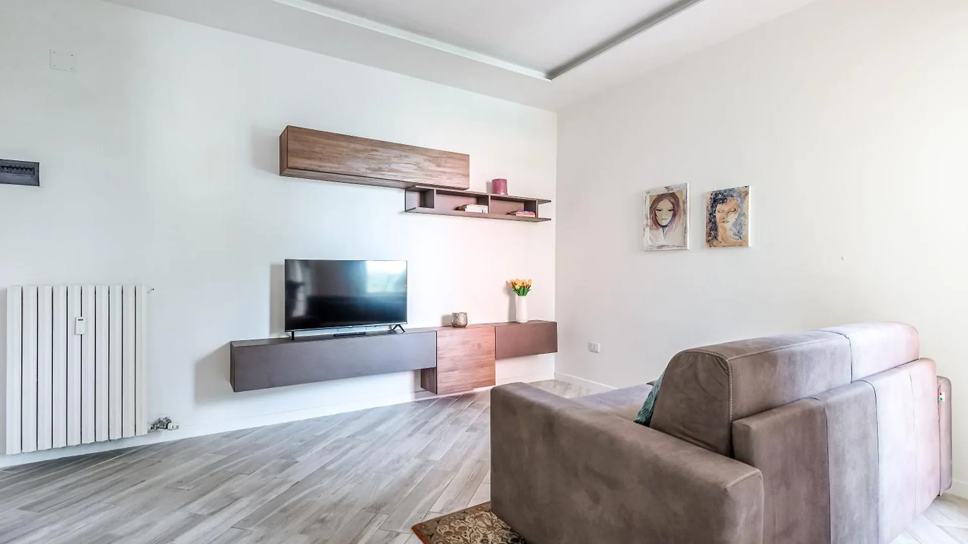 Hostly - San Biagio Suite Apartment Pisa 0*,